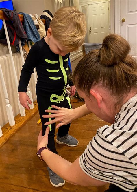 Easy DIY Skeleton Costume (That Glows In the Dark Too!) - The Homes I