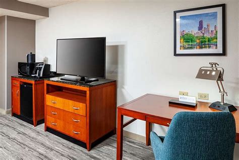 HILTON GARDEN INN CHICAGO O'HARE AIRPORT - Updated 2024 Prices & Hotel ...