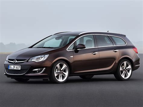 Opel Astra J Restyling Now Station Wagon Door Outstanding Cars