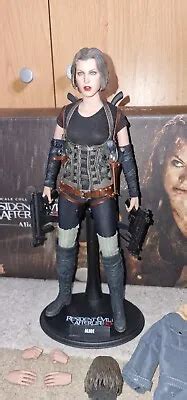 Hot Toys Alice Resident Evil Afterlife TOYOPIA Toy Shop