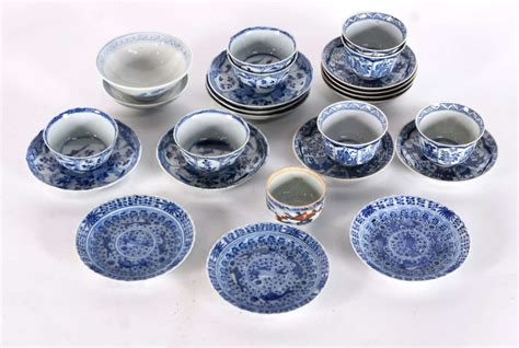 Diversas Pe As De Porcelana Oriental Azul E Bra Galeria Alphaville