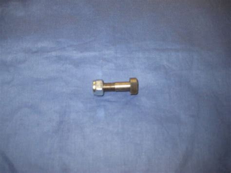 Mgb Propshaft To Overdrive D Shape Bolt Nut H