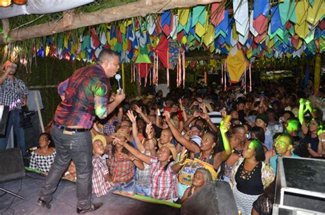 publico lotou novamente praca andre curcino cruz   terceiro