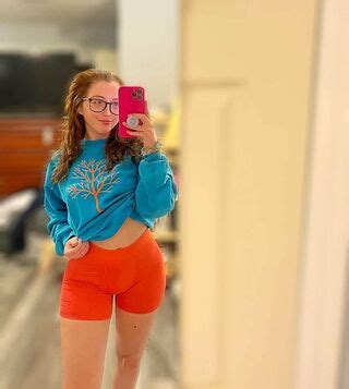 Preroll Princess Bluntbabygirll Prerollprincess Theprerollprincess Nude OnlyFans NudoStar TV