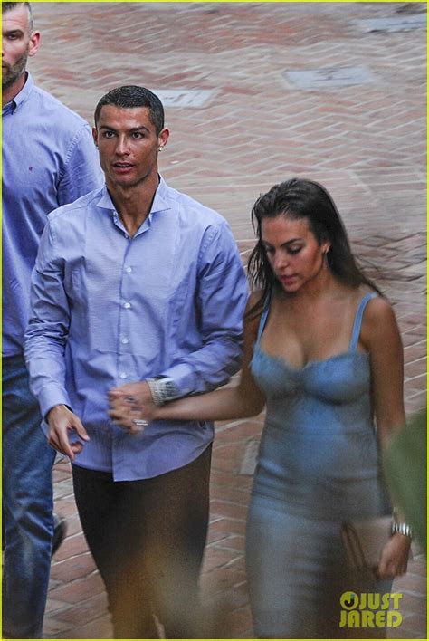 Cristiano Ronaldo & Georgina Rodriguez Have a Date Night in Marbella ...