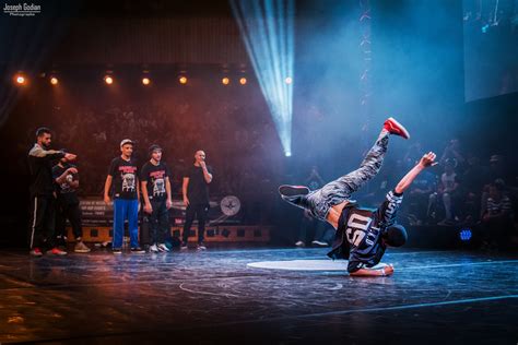 Spécialisé dans le sport voici quelques photos de danse Hip hop du