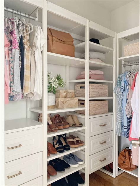 Walk In Closet Shelving Ideas