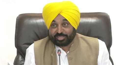 Politics Of Punjab Intensified On Mukhtar Ansari Cm Bhagwant Mann Targets Former Cm Captain