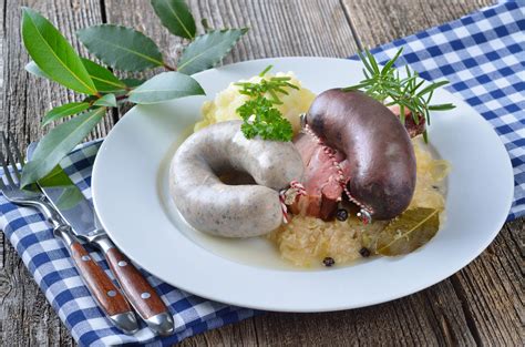 Blut Und Leberwurst Mit Wammerl Auf Sauerkraut Odenwald Gasth User