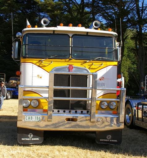 Historic Trucks ATHS Truck Show At Lancefield 2014 Kenworths To Whites