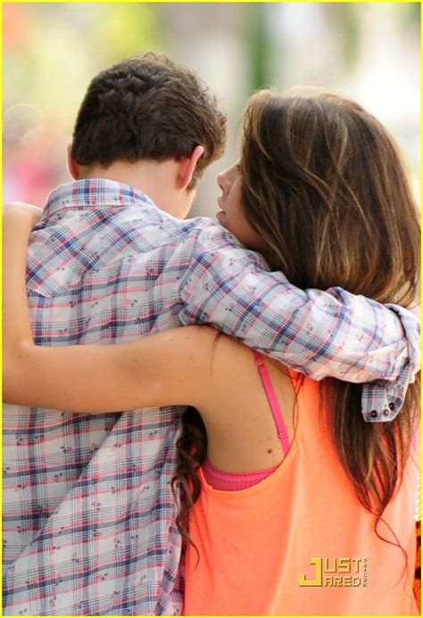 Daren Kagasoff Jacqueline MacInnes Wood Kissing Couple Photo