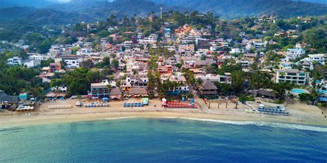 Can you Swim at the Beaches of Riviera Nayarit? | Travel Blog