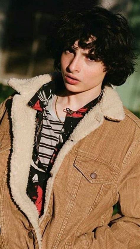 Pin Di Serenity Yvonne Su Finn Wolfhard Attori Futuro Fidanzato Finn