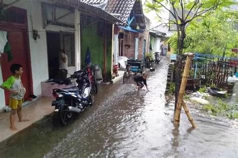 Drainase Buruk Sejumlah Wilayah Dalam Kota Dikepung Genangan Radar