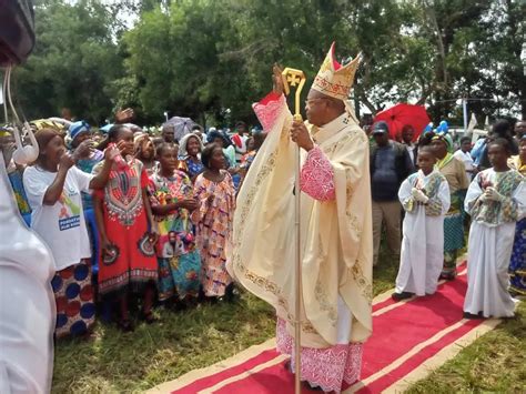 Glise Catholique Le Dioc Se De Kisantu Comm More Le Centenaire Du