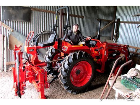 Used Kubota L Dt Tlb Tractors In Thomastown Vic