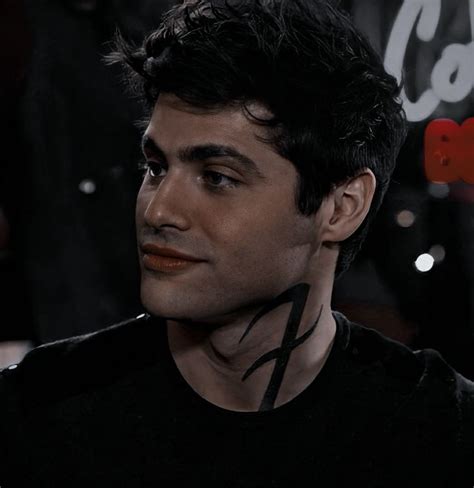 Alec Lightwood Shadowhunters Fotos De Adolescentes Cazadores De