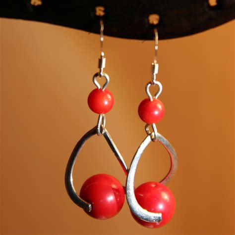 Boucles D Oreilles En Argent Et Perles De Corail Rouge Boucle D