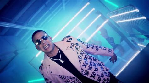 Daddy Yankee Rkm Ken Y Arcangel Zum Zum Official Video YouTube