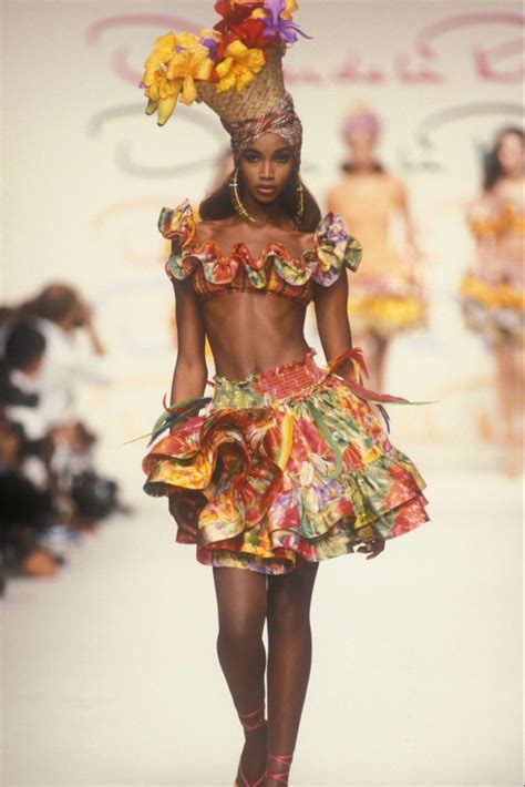 Yasmeen Ghauri For Versace Rtw Spring Summer Artofit