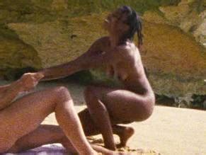 CLEO TAVARES Nude AZNude