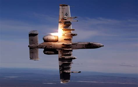 A-10 Thunderbolt II Attack Aircraft - Engineering Channel