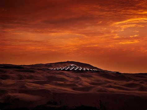 Plat Architects Develop Lotus Hotel In Chinese Desert