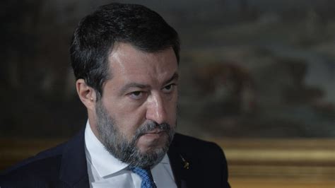 Dicitura Genitore Sul Documento Dei Figli Il Commento Di Salvini Video