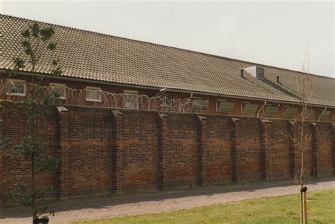 deskundigen doodenhuis op terrein pi vught mag nooit meer