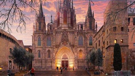 The Best Hotels In Barcelonas Gothic Quarter Hotelslash