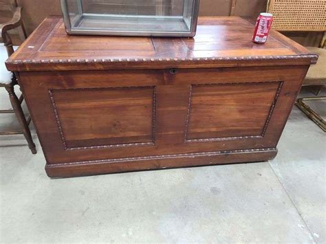 Antique Trunk Dixon S Auction At Crumpton