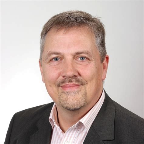 Dipl.-Ing. Andreas Rast - Leiter Baustofftechnik regional - SCHWENK ...