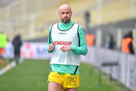 FC Nantes Pallois Et Coco Sur Le Banc La Composition Probable De L