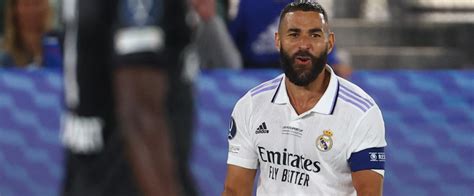 Pourquoi Le Real Madrid A Peur De Remplacer Benzema Crumpe