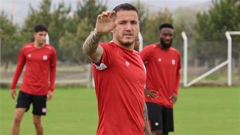 Sivasspor A Rey Manaj M Jdesi Fanatik Gazetesi Futbol Haberleri Spor