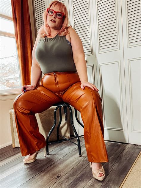 BBW Leather Porn Pics Nude Women In Free Sex Photos XHamster