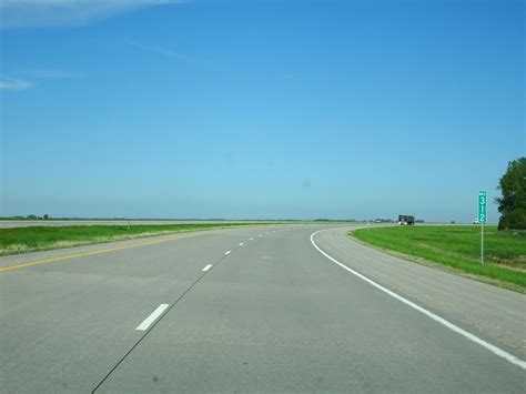 North Dakota Interstate 94 Westbound Cross Country Roads