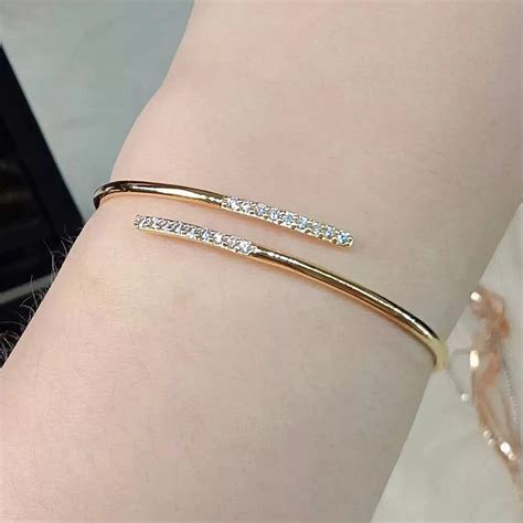 Jual La Vienne Dira Gelang Titanium Wanita Anti Karat Perhiasan