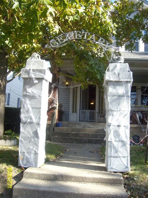 Cemetery Archway Entrance Halloween Diy Outdoor Diy Halloween