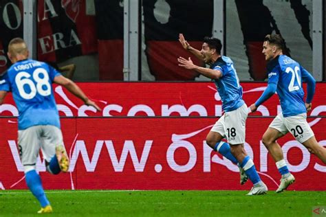 Napoli Petik Kemenangan 2 1 Di Kandang AC Milan ANTARA News