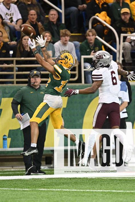 Ncaa College League Usa Fcs Football Playoffs Montana Vs North