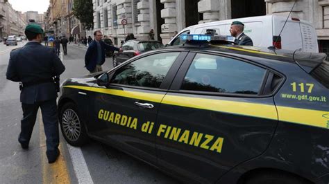 Aste Giudiziarie Arrestato Lingegnere Cuttica Sequestrato Un