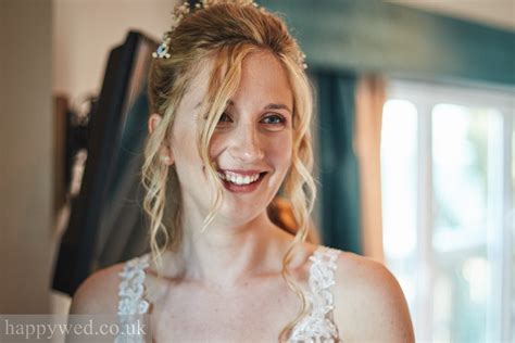 Oxwich Bay Hotel Wedding Photography Swansea And Gower Juliette And