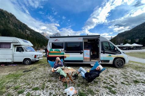 Lieve Blancquaert Trekt Op Roadtrip Door De Eu Jaar Na De Val Van