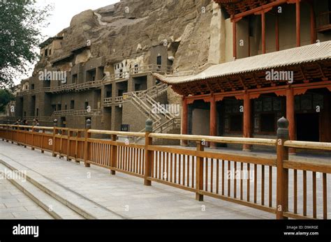 Las Cuevas Mogao Budista O Grutas Mogao Tambi N Conocido Como Las