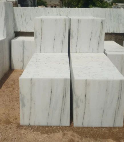 White Makrana Albeta Marble Tiles For Flooring Thickness 13 15 Mm At