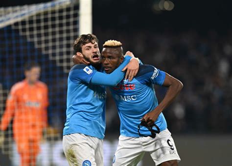 Napoli Juventus 5 1 La Manita Azzurra Demolisce I Bianconeri