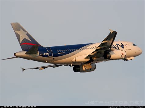 CC COZ Airbus A319 132 LAN Airlines Juan Manuel Temoche JetPhotos