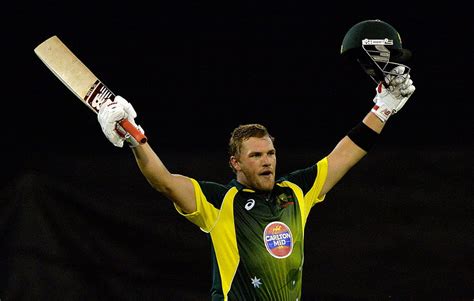 Aaron Finch popular jugador de críquet australiano en Worlcup 2015