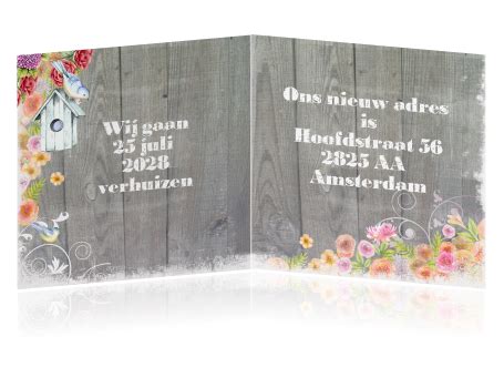 Hippe Verhuiskaart Verhuisd Vogelhuisje Houten Planken Bloemen